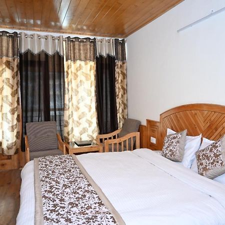 Hotel Nirmal Chhaya Manāli エクステリア 写真