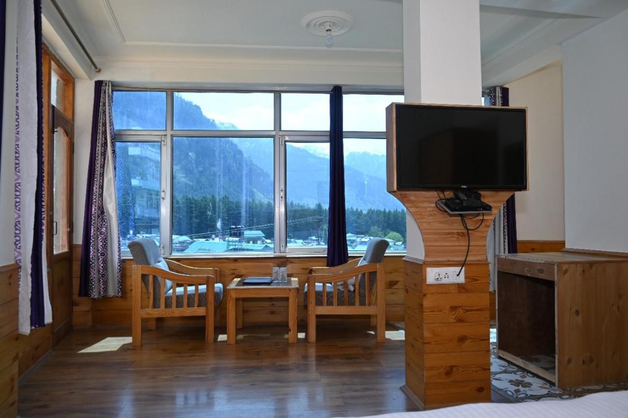 Hotel Nirmal Chhaya Manāli エクステリア 写真