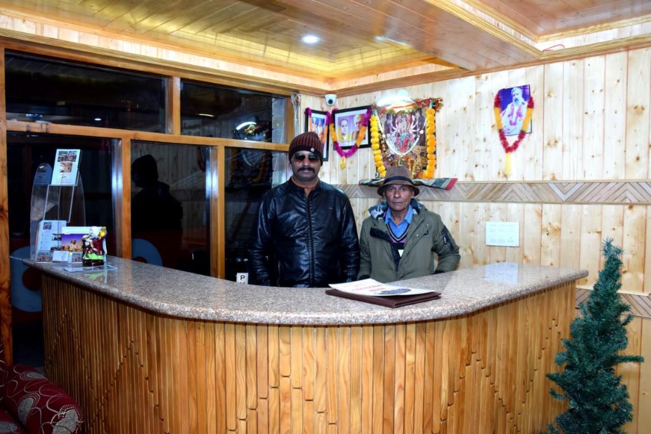 Hotel Nirmal Chhaya Manāli エクステリア 写真